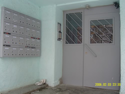 Входни Врати 32