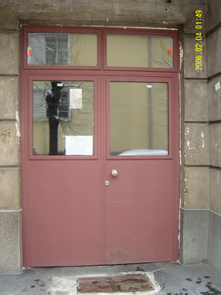 Входни Врати 33